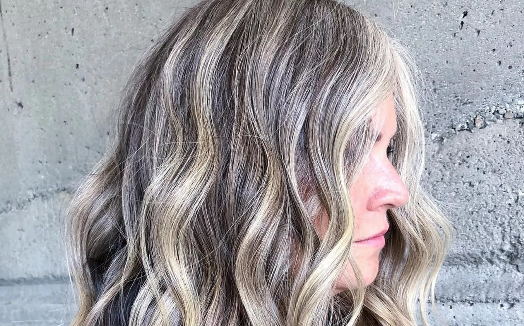 Guia completo de tonalizantes para cabelo branco