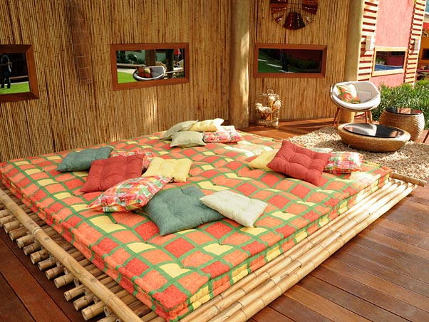 O Futon na Varanda: Um Refúgio de Relaxamento ao Ar Livre - inspiração 1