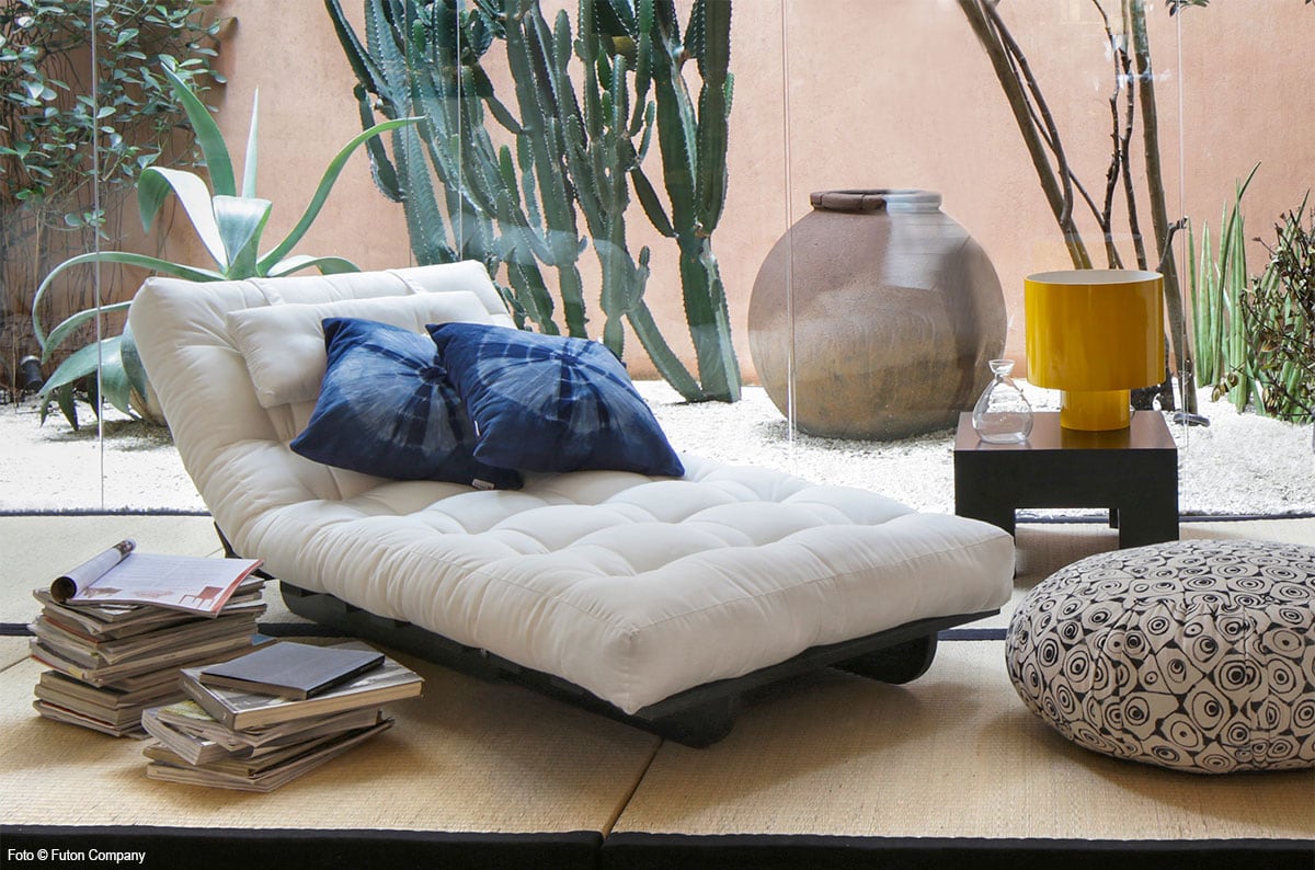 Estilo Minimalista e Futon: Simplicidade que Acolhe - inspiração 2