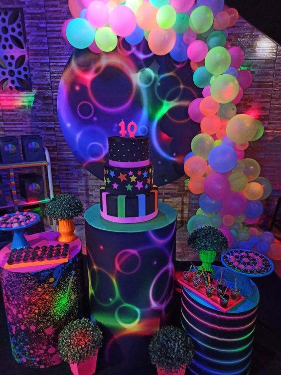 Iluminação Estratégica: Como Usar Luzes Neon Para Criar Atmosfera - inspiração 1