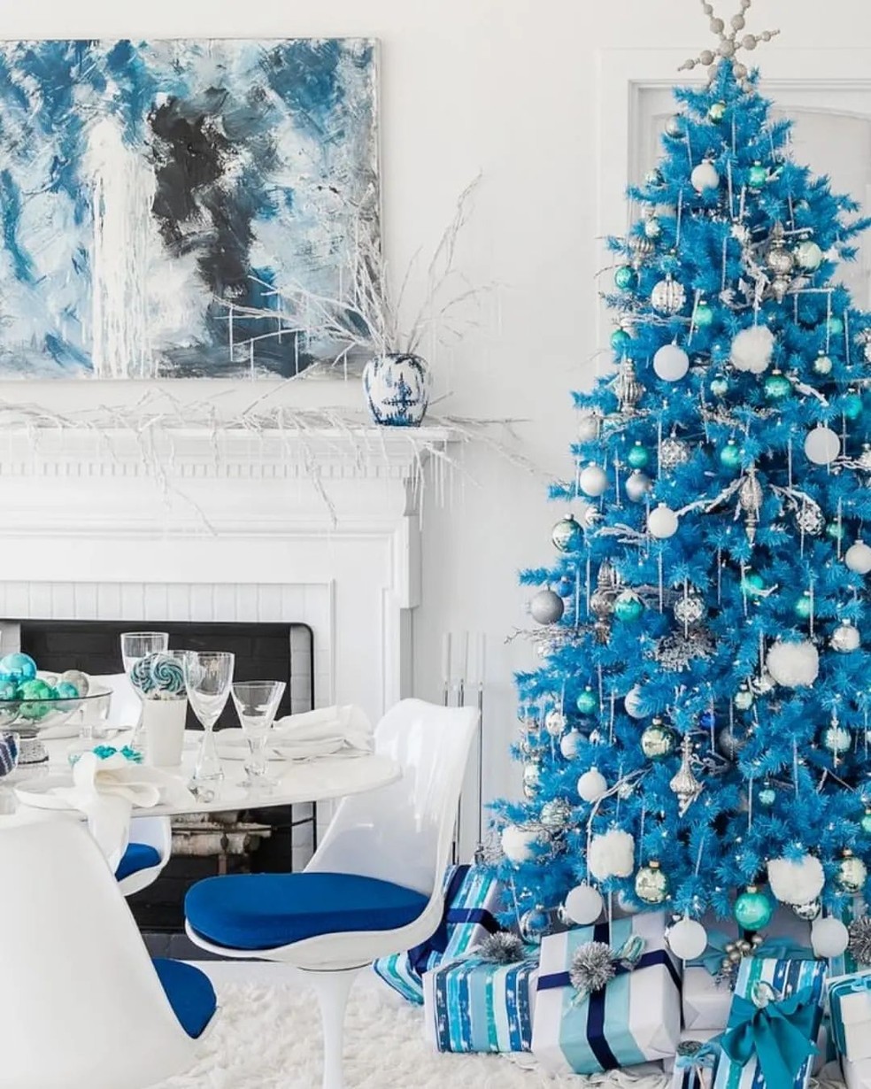 Guia Completo: Montando a Mesa de Natal Perfeita com Toque Azul