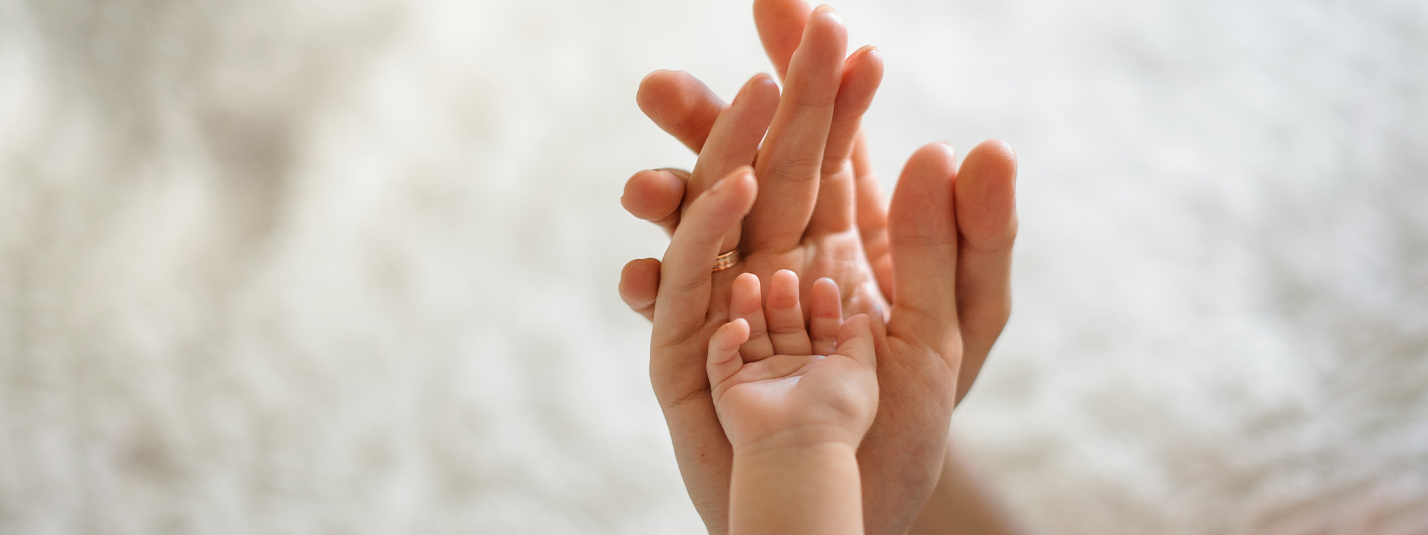 Entenda a diferença entre licença maternidade e paternidade