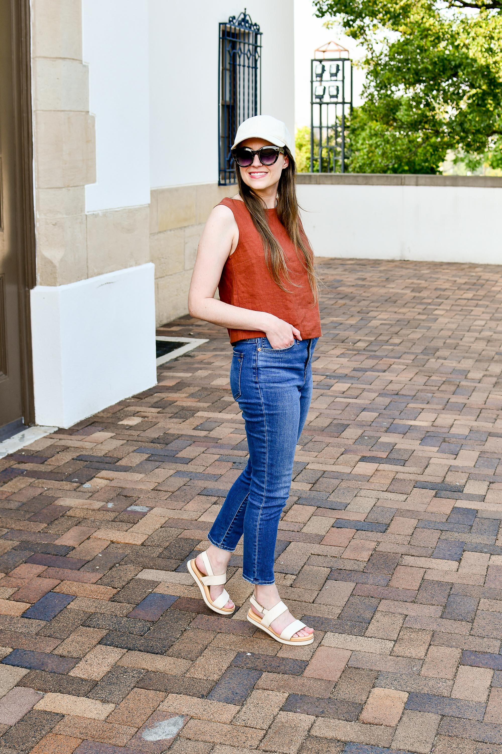 Dicas de looks casuais com sandália flatform para o dia a dia
