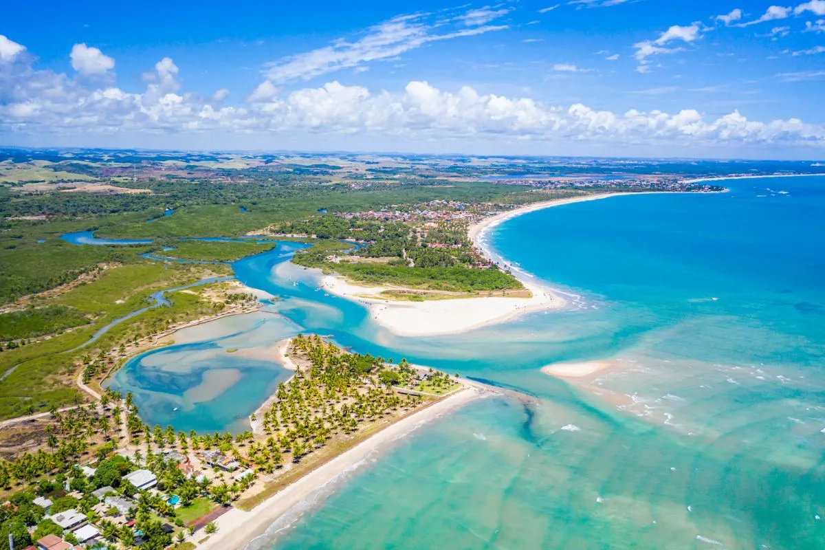 Roteiro Romântico: Praias Escondidas do Nordeste para Casais