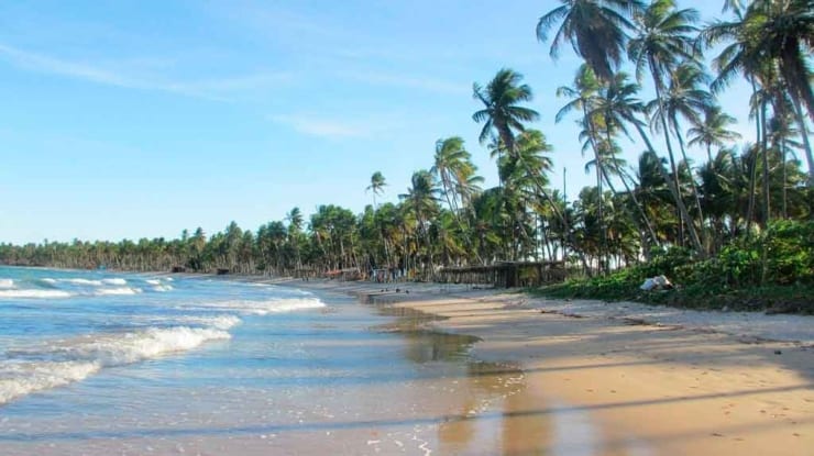 Praias da Bahia para Famílias: Segurança e Diversão Garantidas