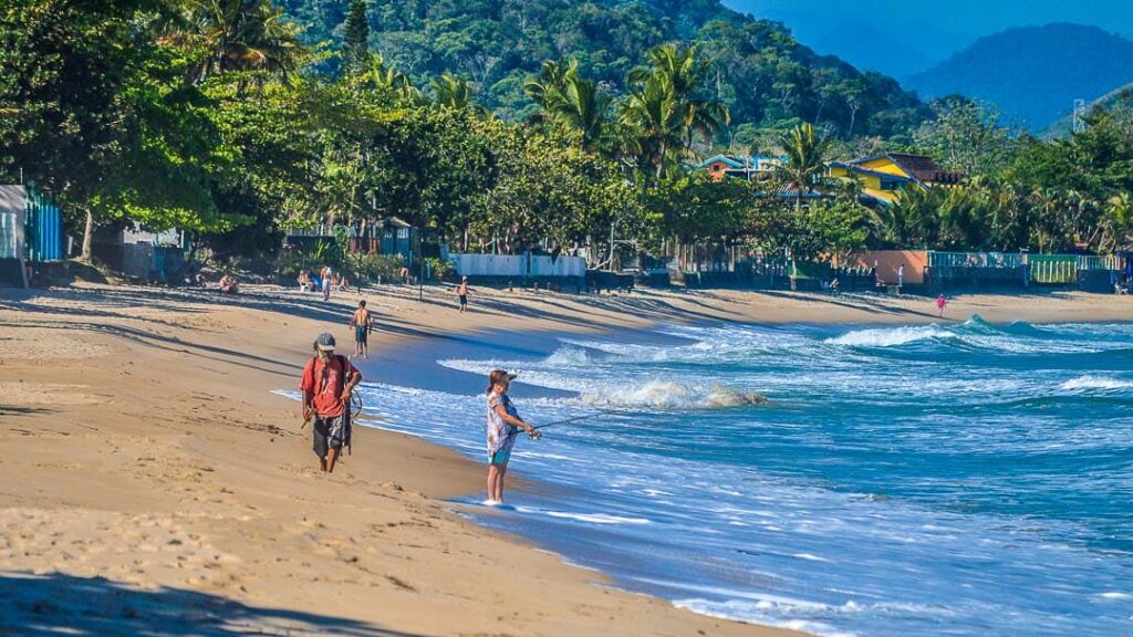 Praia da Fortaleza: Um Refúgio Secreto em Ubatuba - inspiração 2