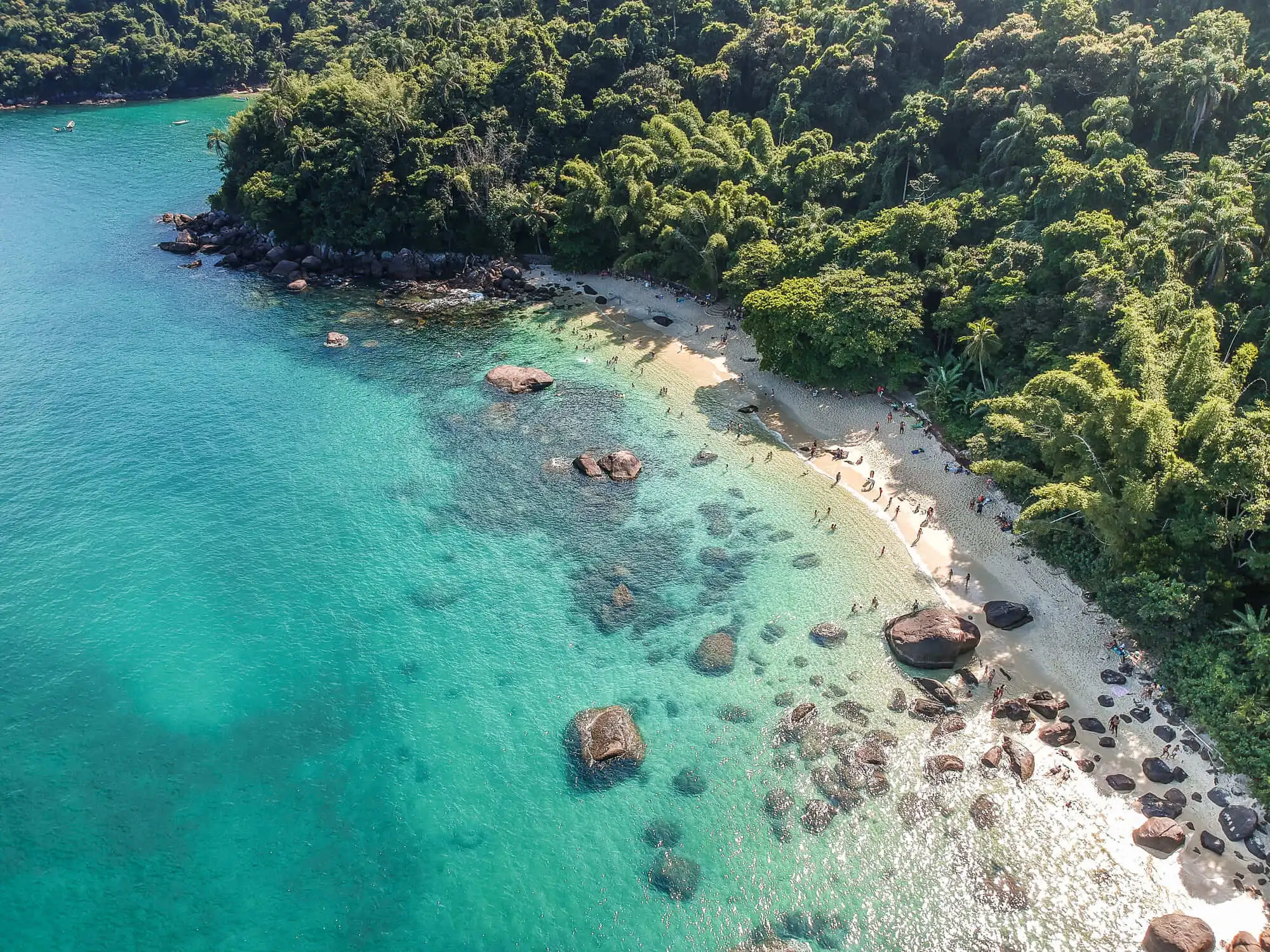 Praia da Fortaleza (Ubatuba): Um refúgio de paz entre montanhas e mar - inspiração 2