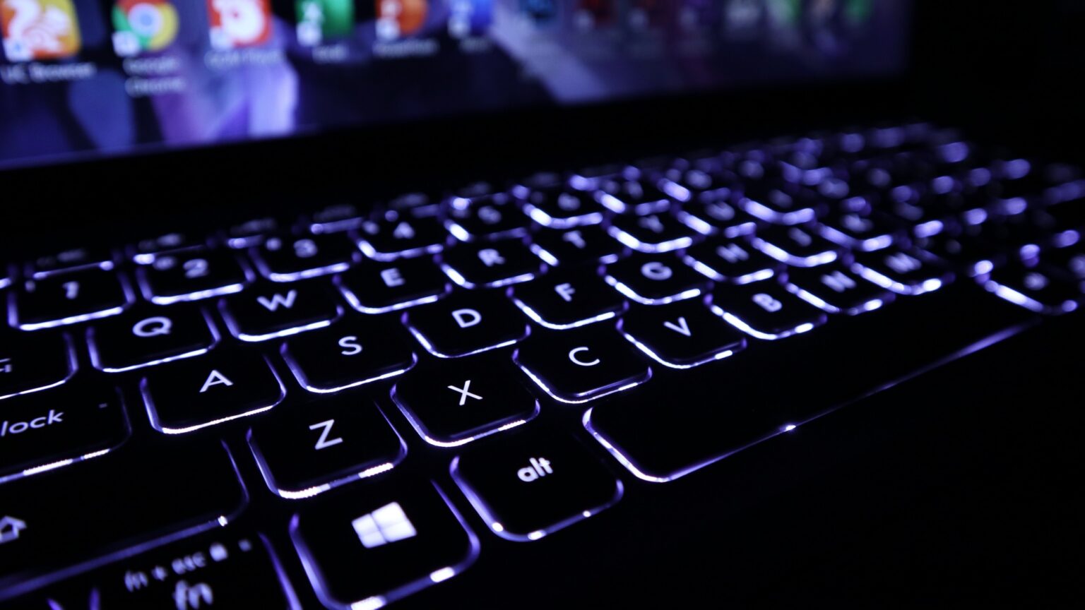 Como limpar o teclado do notebook