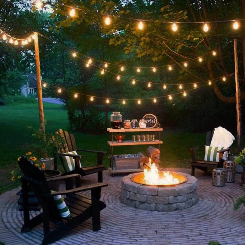 Varal de Luzes em Áreas Externas: Ampliando o Charme para Jardins e Varandas - inspiração 2