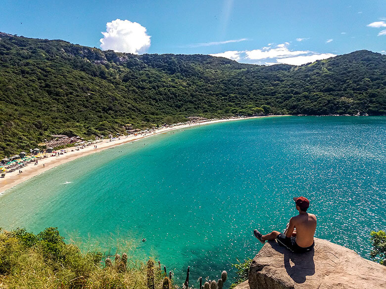 Guia Completo: Ônibus do Rio para Arraial do Cabo – Horários e Preços