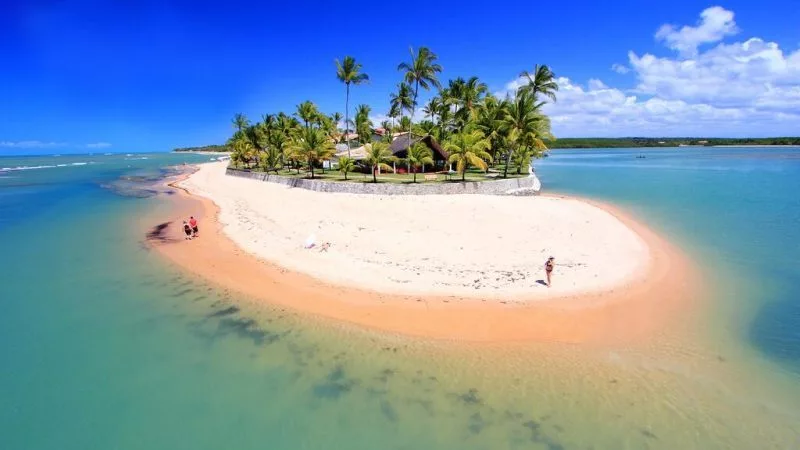 Bandeira Azul na Bahia: Conheça as Praias Certificadas para 2025/2026