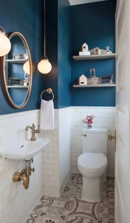Como Escolher os Melhores Revestimentos para Banheiro Azul e Branco