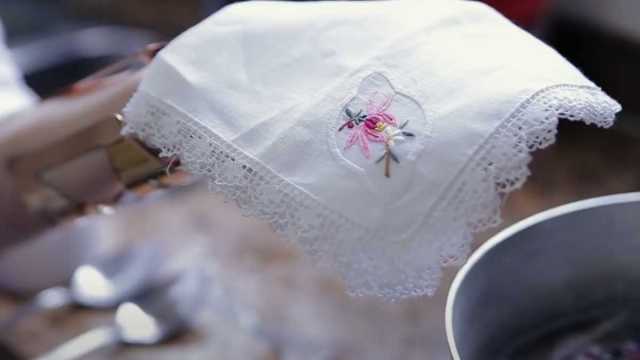 Guia Completo: Removendo Manchas Amarelas com Ingredientes Naturais