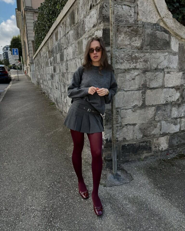 Looks com Meia-Calça Colorida: Do Básico ao Ousado