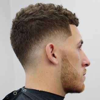 Guia Completo: Como Cuidar do Cabelo Grosso Masculino
