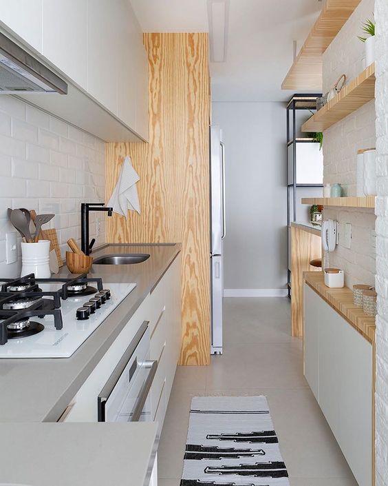 5 Soluções Criativas para Armazenamento em Cozinhas Corredor