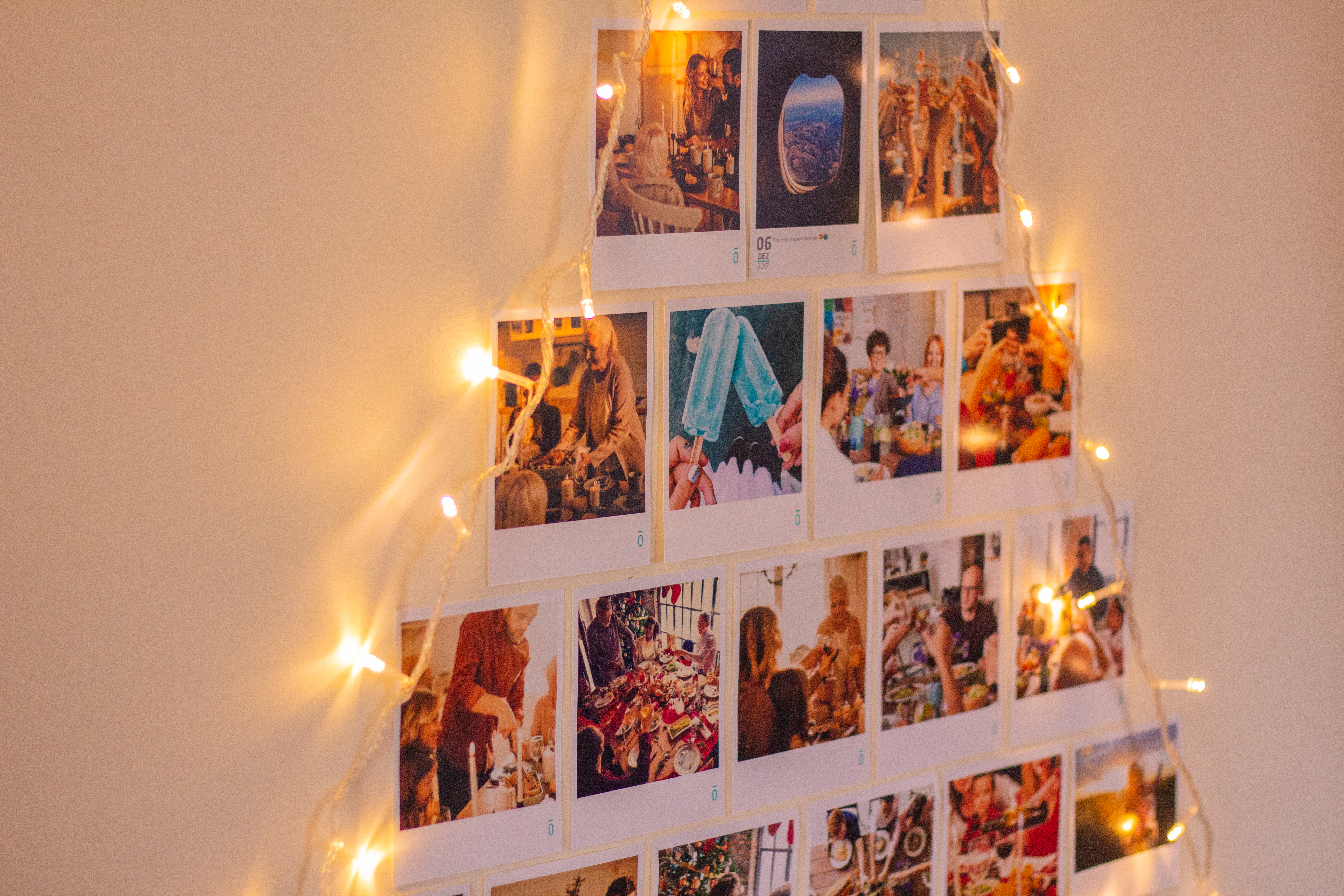 Tendências de Decoração com Fotos para 2025/2026: Maximalismo Controlado