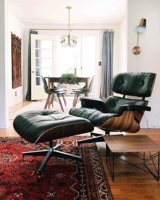 decoração de quarto com poltrona charles eames