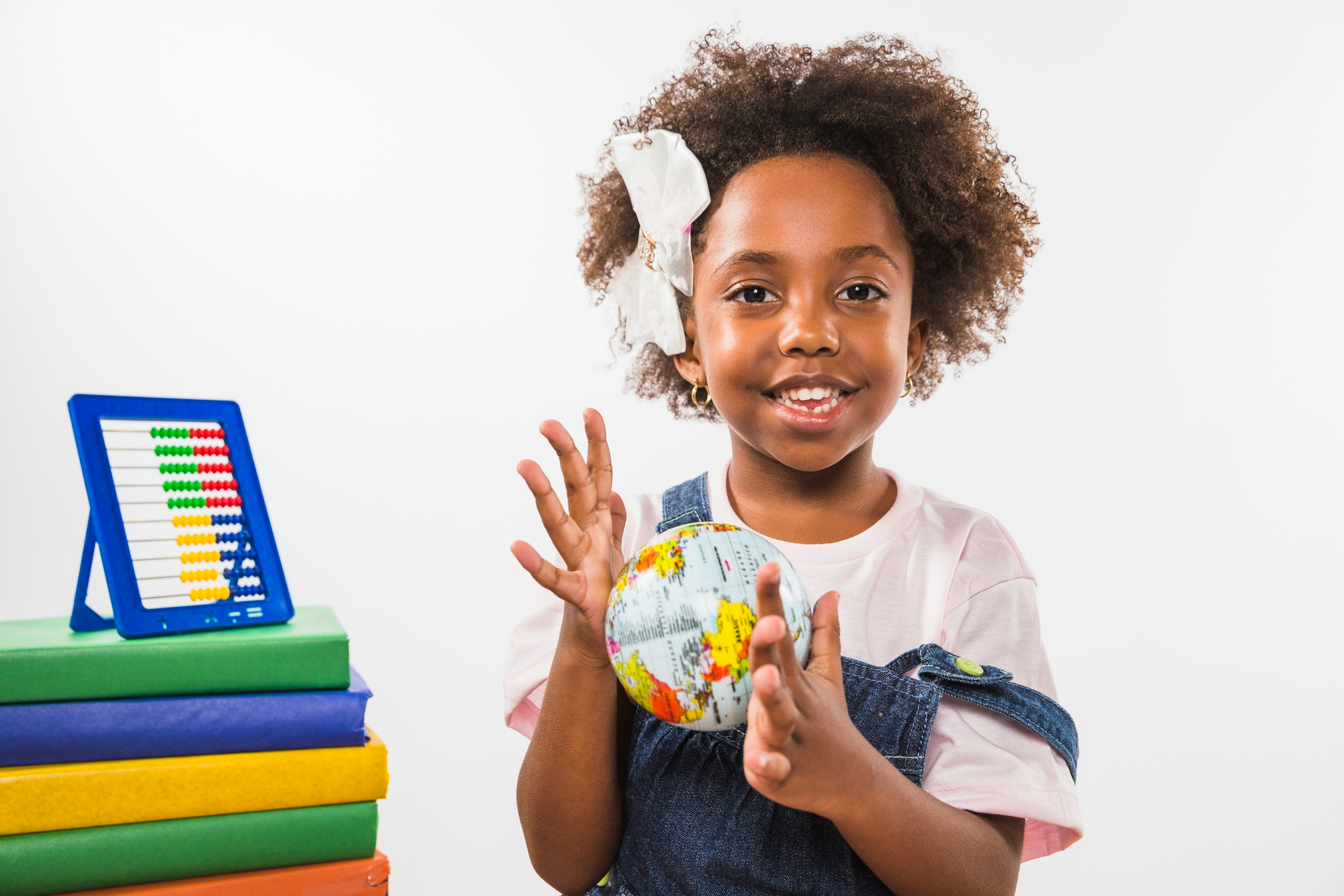 Bilinguismo na Primeira Infância: Desvendando os Mitos e Benefícios Reais