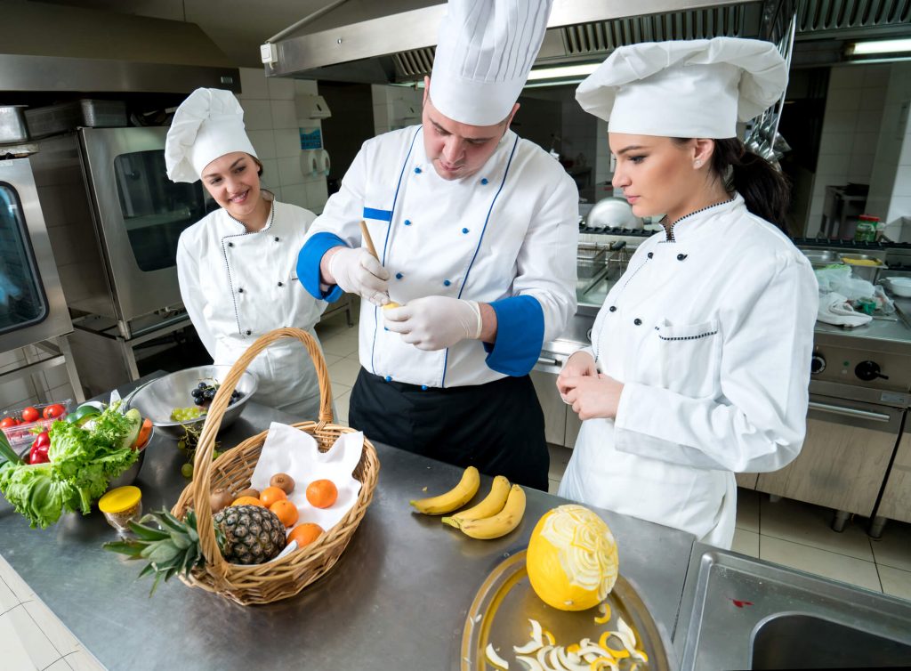 Grade Curricular de Gastronomia: O Que Você Vai Aprender na Prática