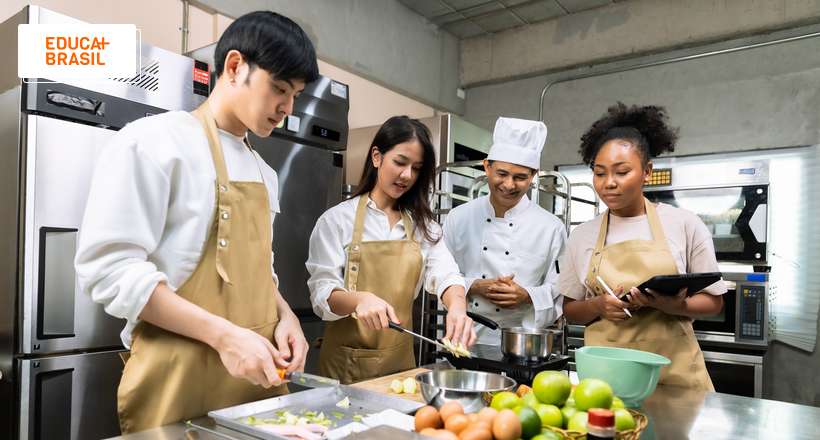 Quanto Custa a Faculdade de Gastronomia? Mensalidades e Bolsas de Estudo