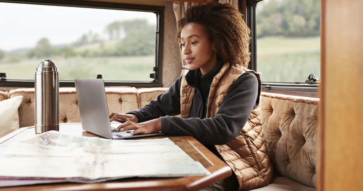 Wise vs. Nomad: Qual a Melhor Conta Internacional para Nômades Digitais?