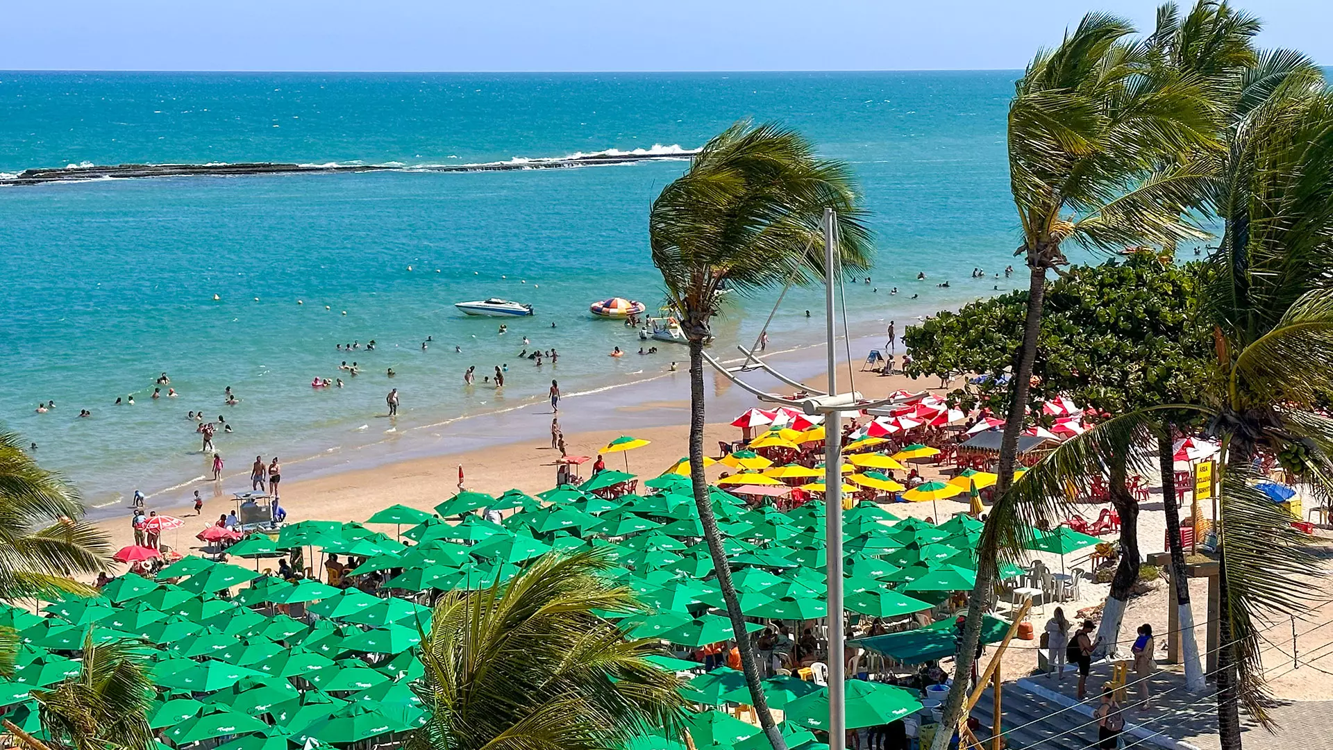 Ipioca e o Hibiscus Beach Club: Um Paraíso no Litoral Norte de Maceió