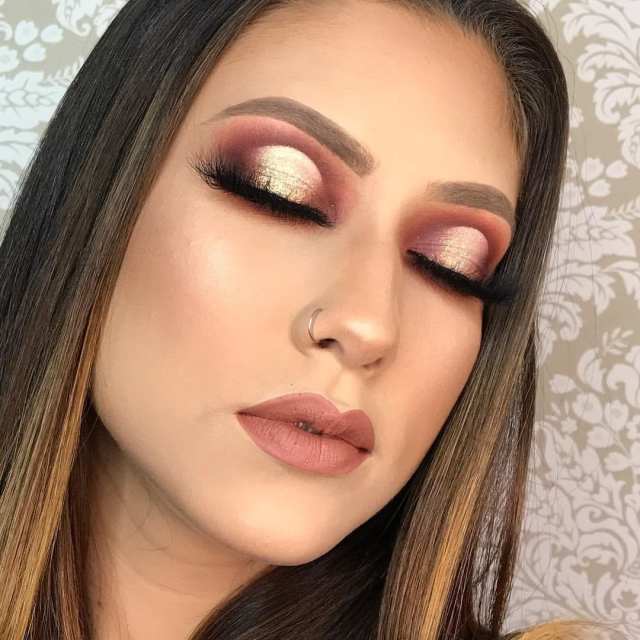 Top 5 Glitters para Maquiagem de Ano Novo que Você Precisa Conhecer