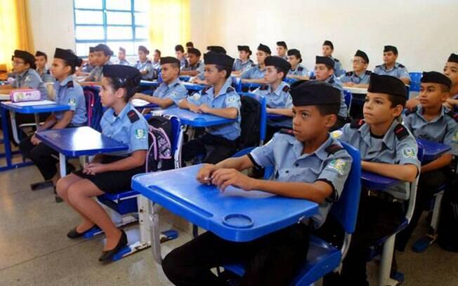Como consultar escolas cívico-militares na sua região