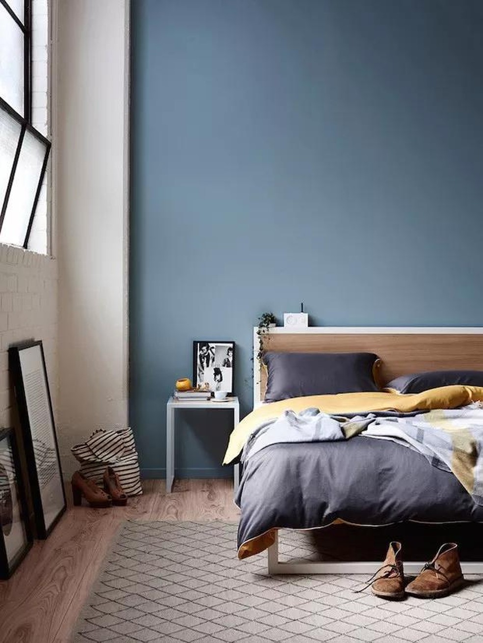 Quarto Escandinavo: A Arte de Decorar com Monocromático Off-White