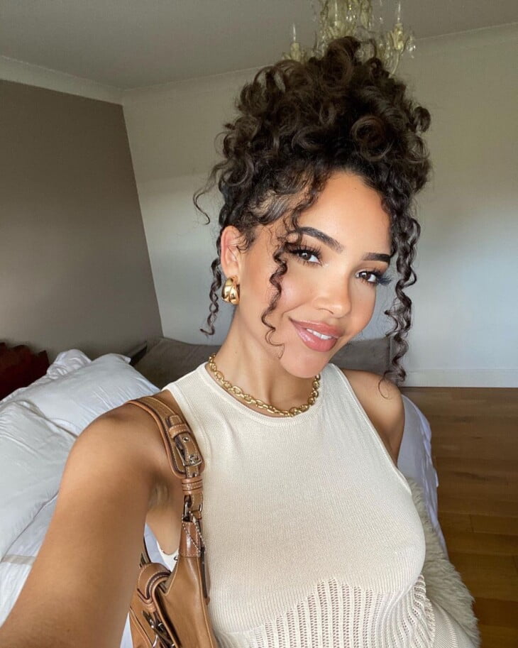 Passo a Passo: Como Fazer Baby Hair Perfeito em Cabelos Cacheados