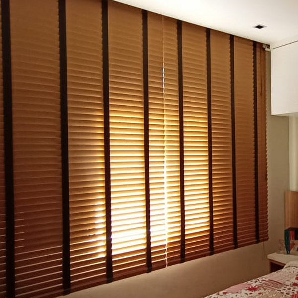 persiana de madeira para quarto