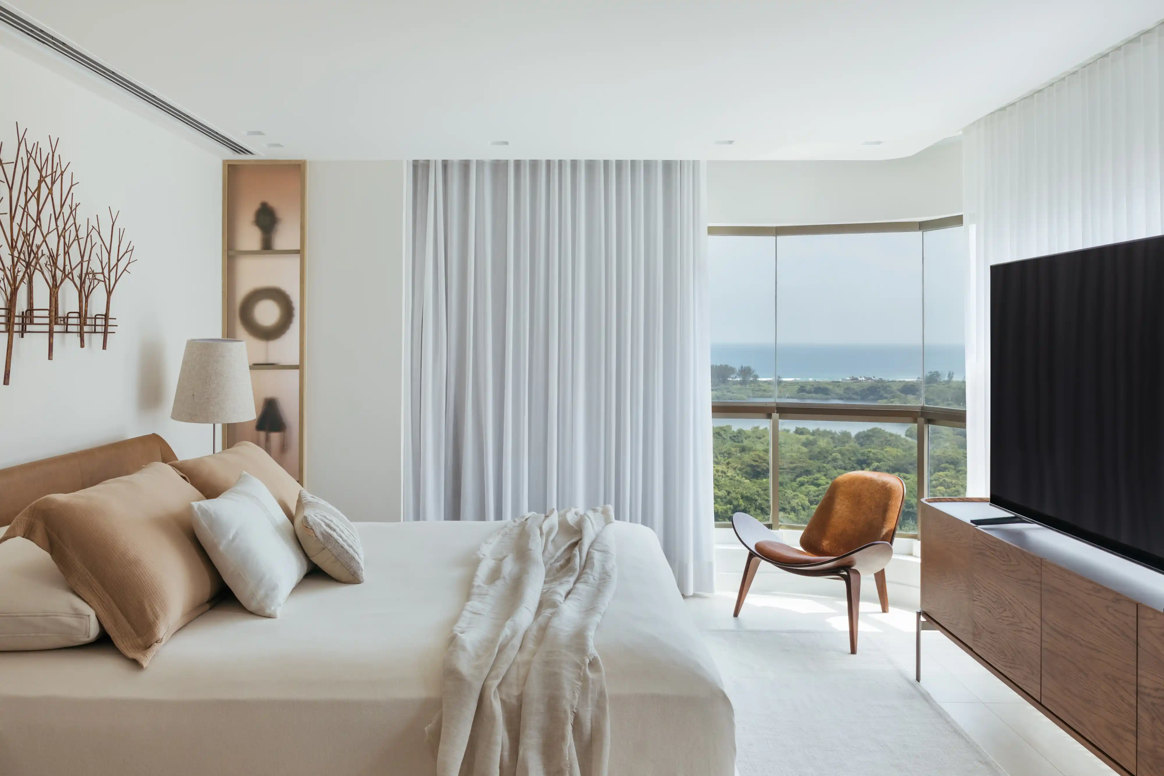 quarto com automação de cortinas