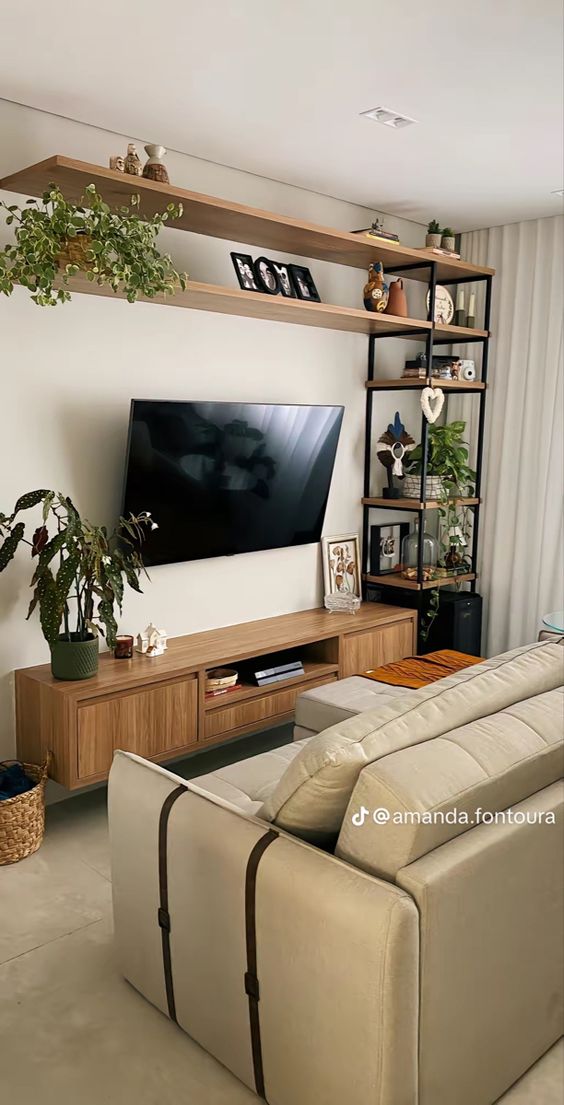 Alternativas Criativas ao Rack Tradicional em Ambientes Reduzidos