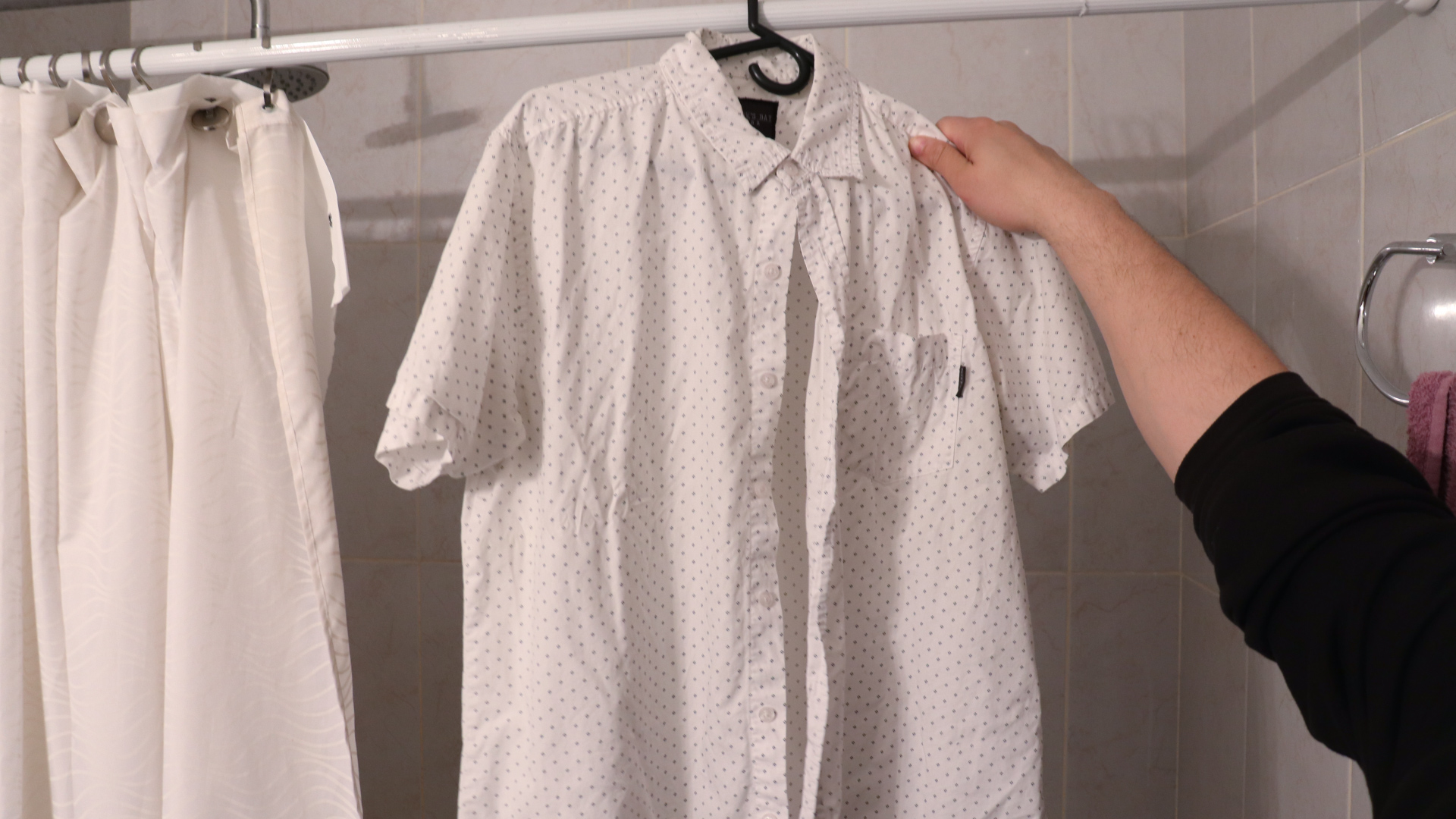 Receita de Spray Desamassador Caseiro: Economize e Desamasse Suas Roupas