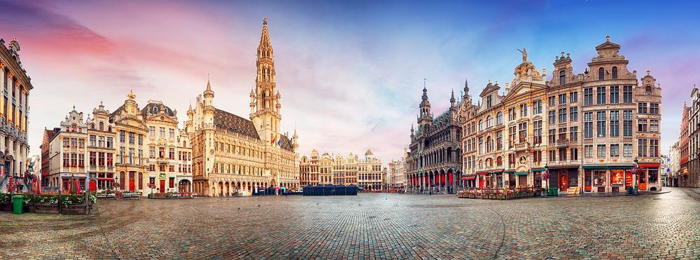 Arquitetura Art Nouveau e Art Deco em Bruxelas: Um Guia para o BANAD Festival