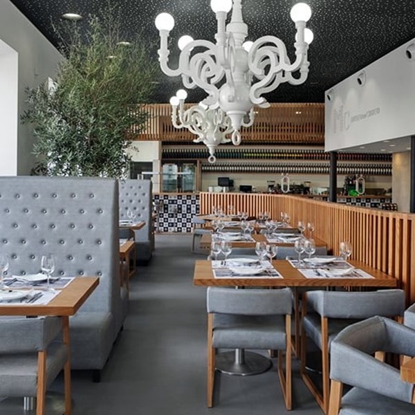 erros comuns na decoração de cafeteria que afastam clientes