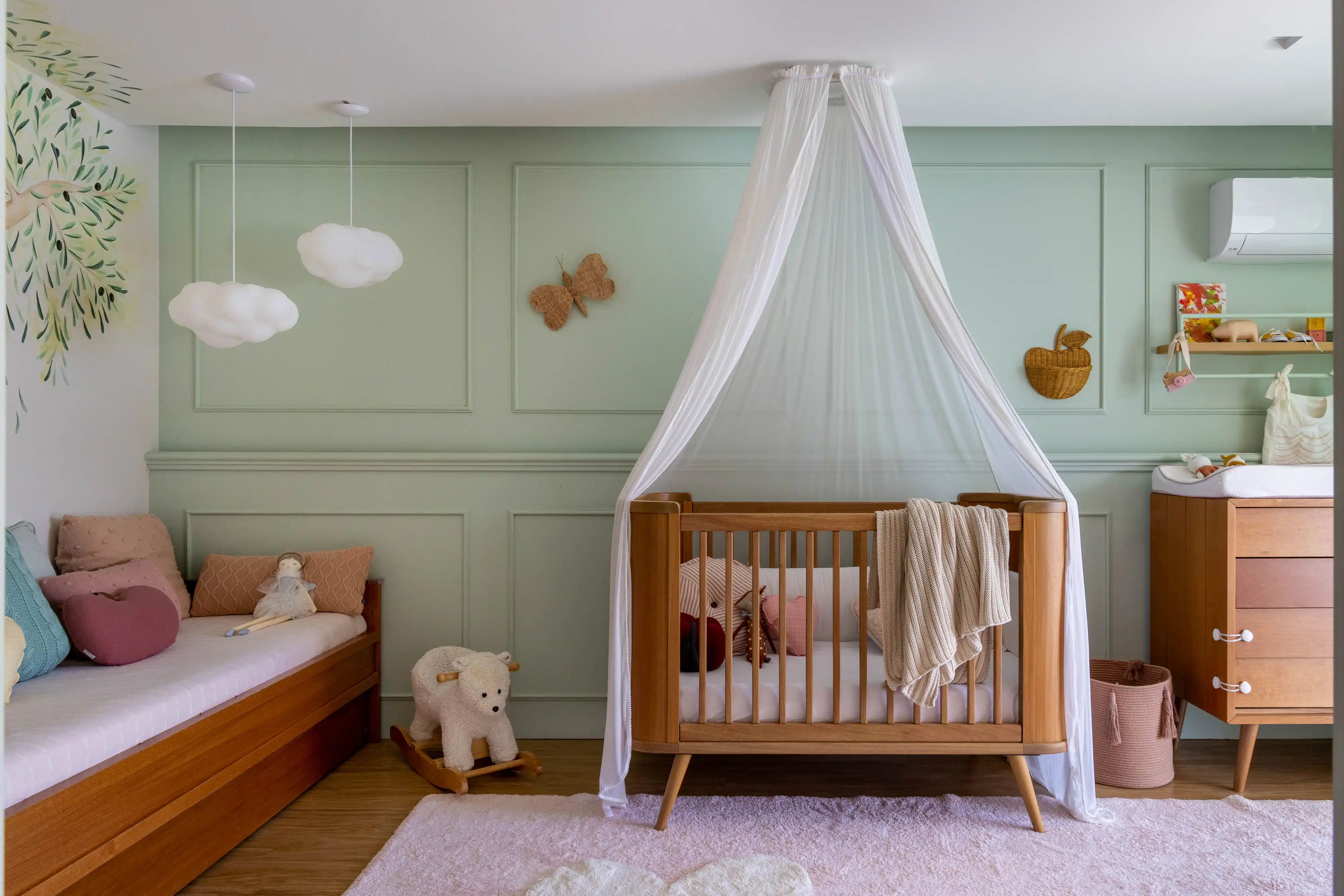 ideias de decoração quarto de bebê nuvem simples