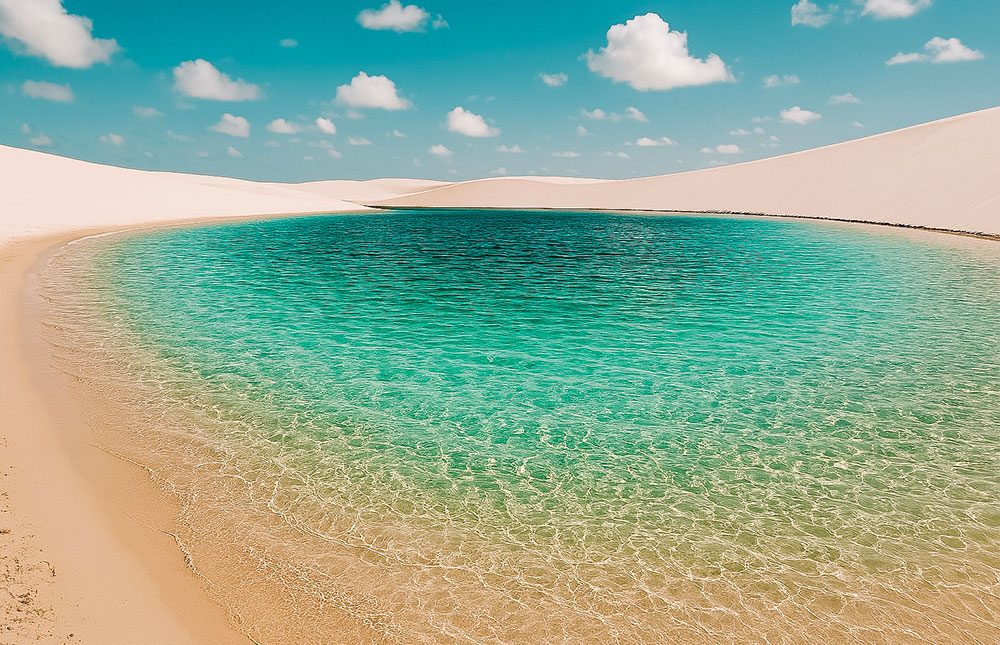 fotografia de drone nas dunas do lençóis maranhenses