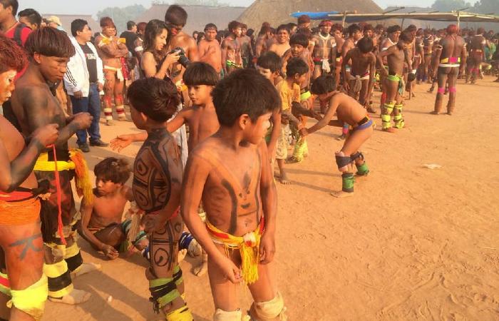 quanto custa comprar fotos indias xingu