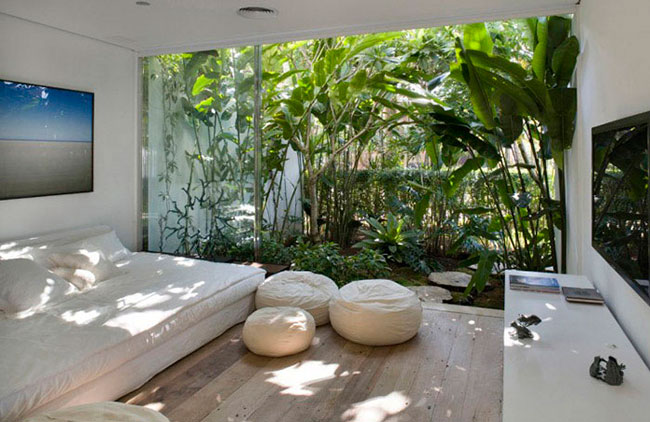 Jardim vertical para quarto de bebê