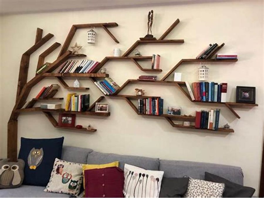 nichos de parede vs nichos embutidos para livros no quarto