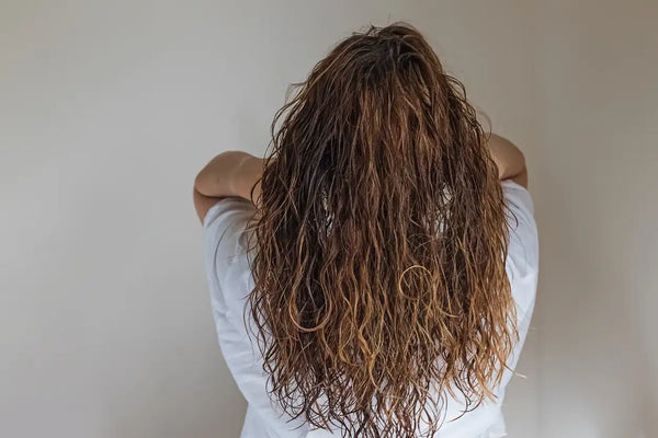 erros comuns ao tratar cabelo poroso