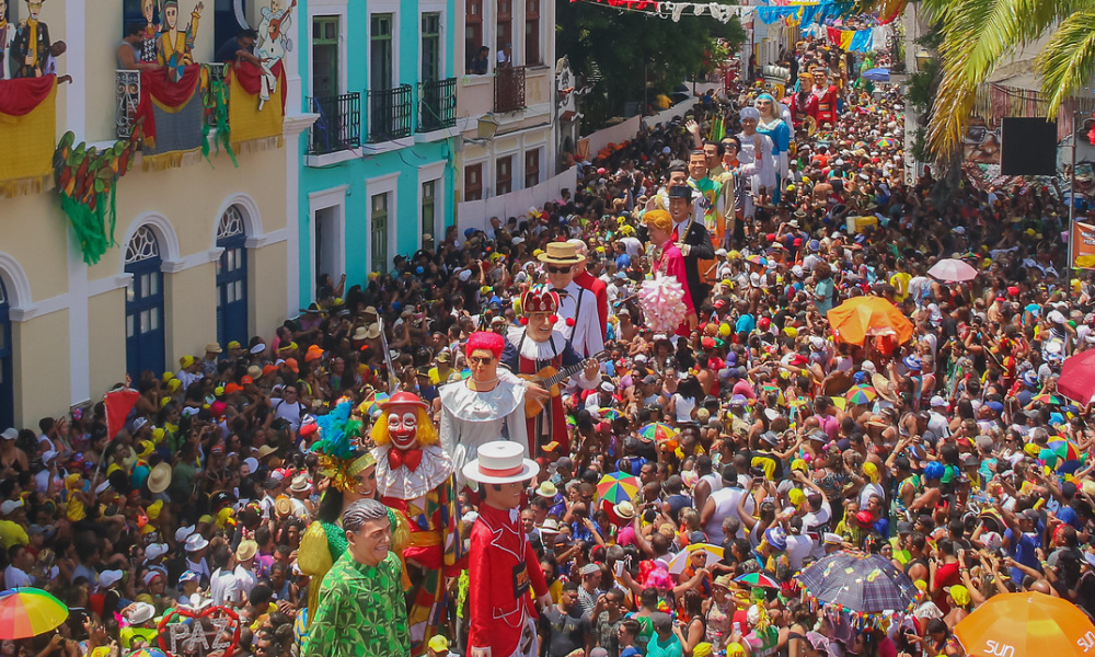 melhores destinos de carnaval no brasil