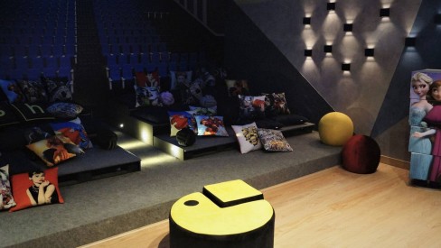 quanto custa decorar um quarto de cinema